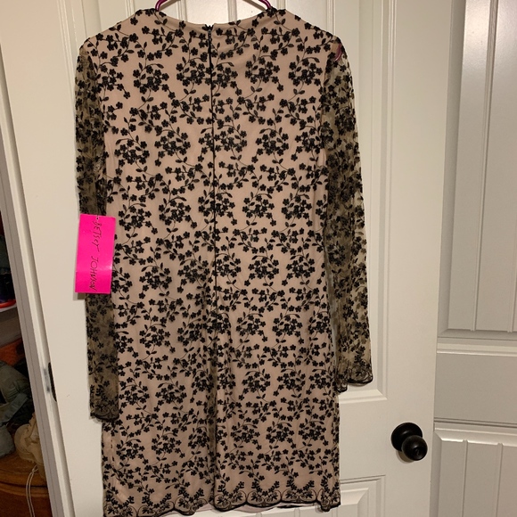 Betsy Johnson Embroidered Dress New w tags sz 8 - Picture 6 of 6